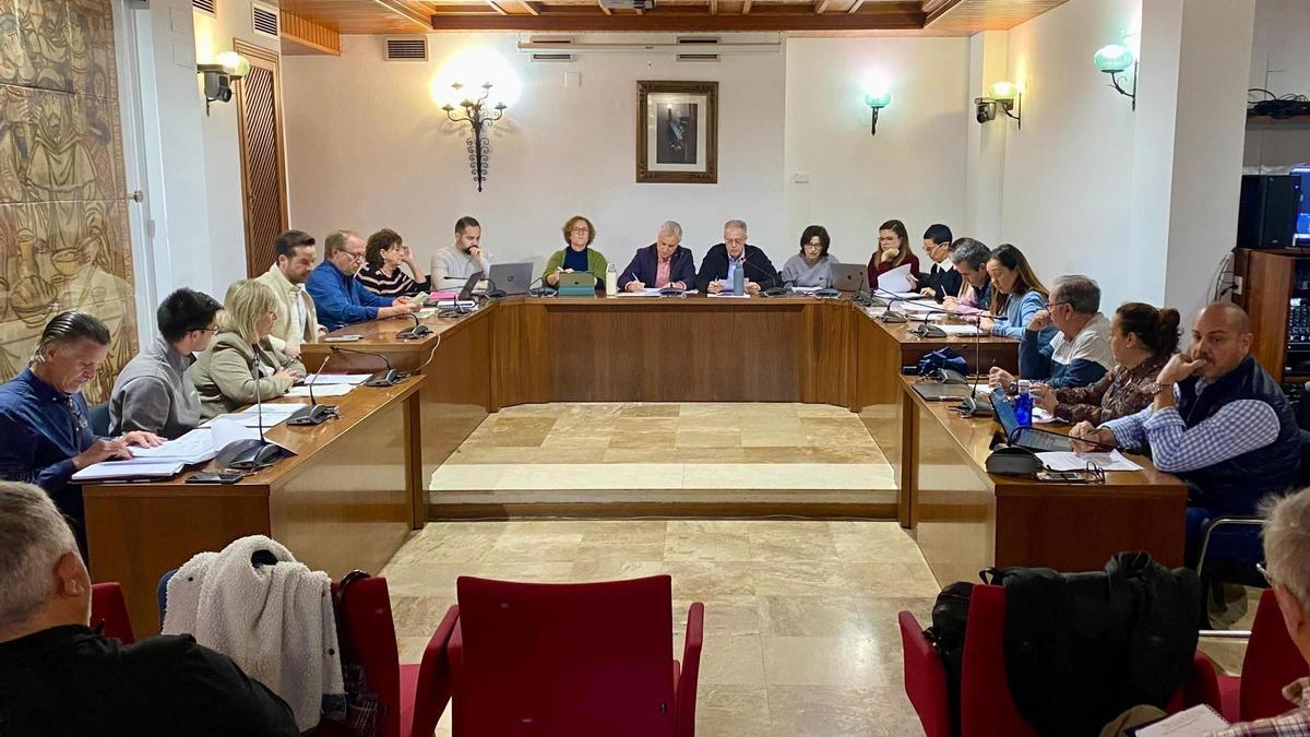 Pleno de l'Eliana.