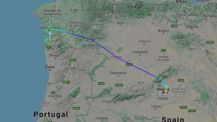 De Madrid a Vigo pasando por Portugal: las turbulencias complican el  aterrizaje de un avión en Peinador - Faro de Vigo