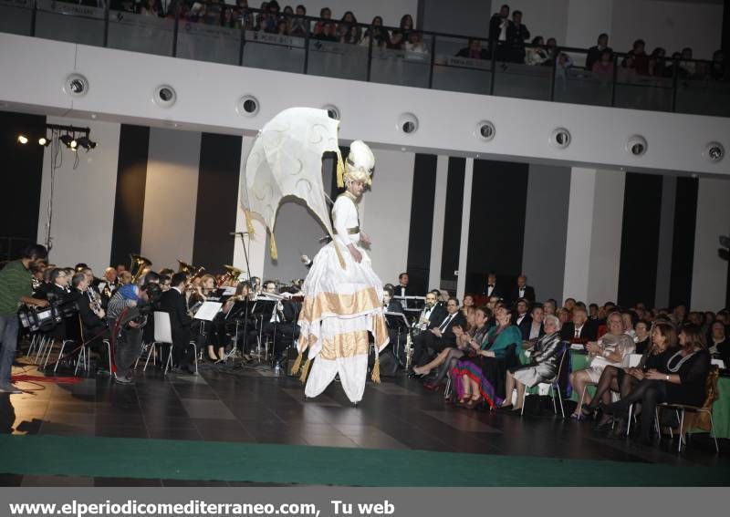 GALERIA FOTOS -- Galania a la Reina Dunia Gormaz en Castellón