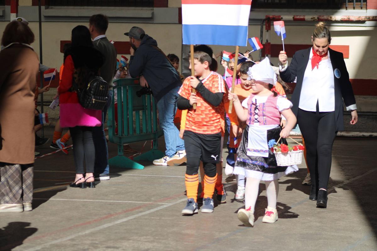 Las fiestas de carnaval de los colegios Liceo Mierense, Vega de Guceo, Beata Imelda-Santo Tomás y Gervasio Ramos.