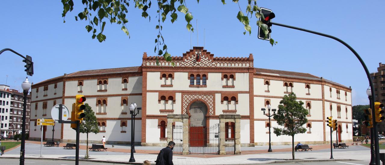 Plaza de toros de El Bibio.