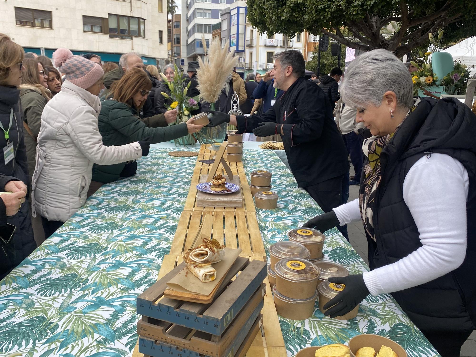 La 'carxofa' vuelve a llenar el centro de Benicarló con la degustación gastronómica