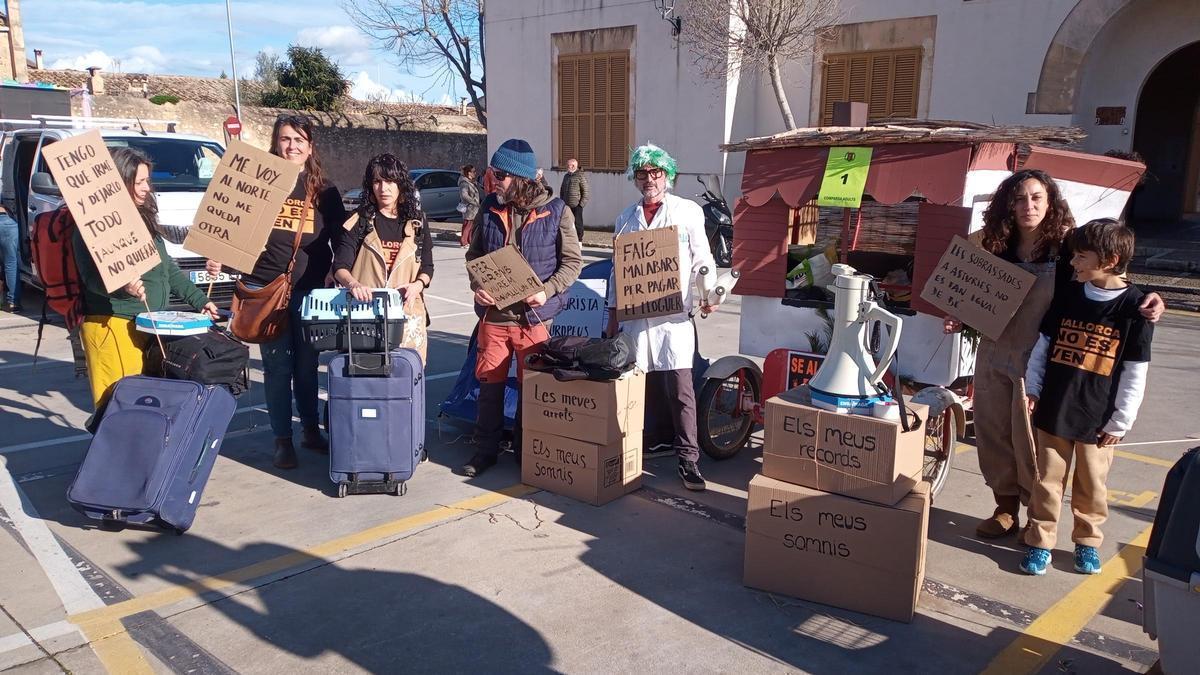 Carrozas en Sencelles y Rueta en Pòrtol: el carnaval ya se adueña de Mallorca
