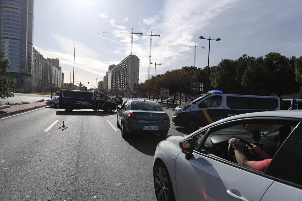 Controles en las entradas a València