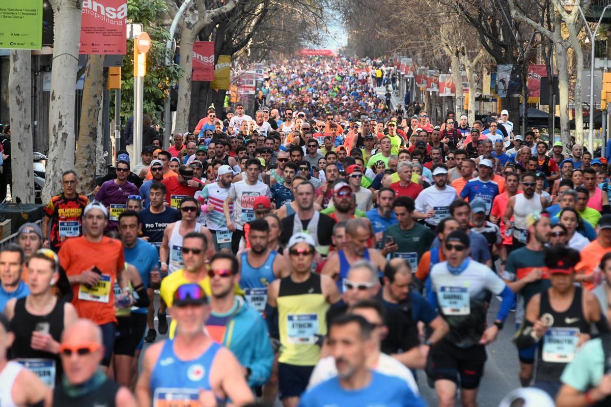 ¿Has participado en la Marató de Barcelona 2024? ¡Búscate en las fotos¡