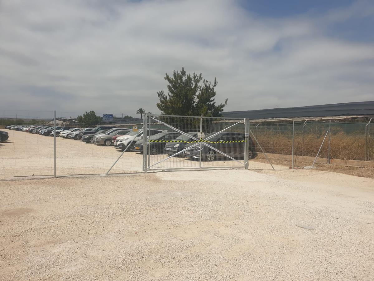 La campa clausurada, en una imagen tomada por los vecinos.