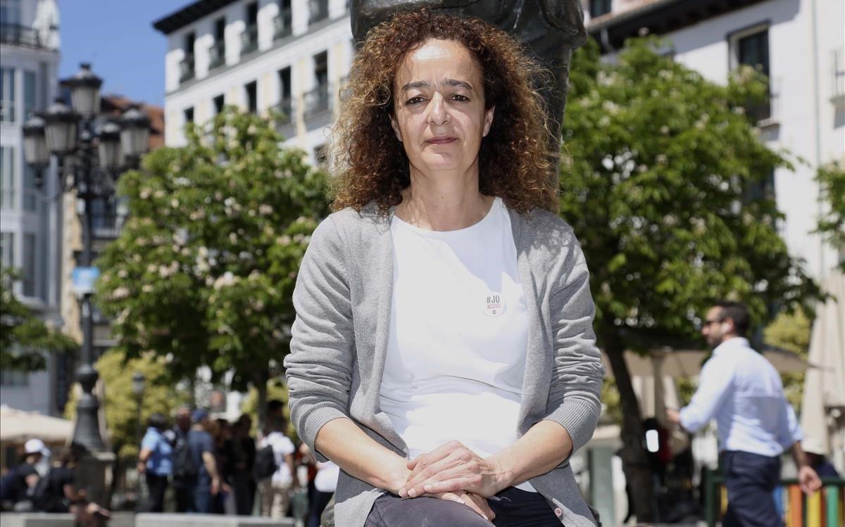 Mireille Tumba, en la plaza de Santa Ana de Madrid.