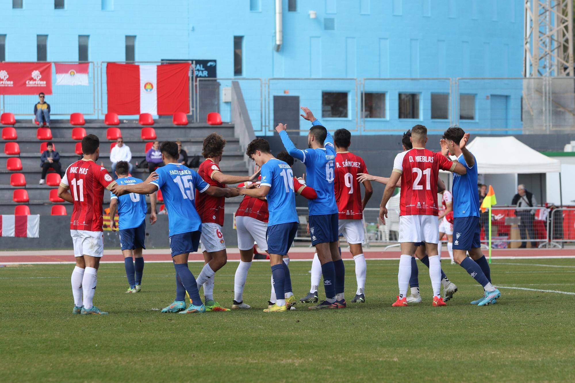 Partido CD Ibiza-Badalona