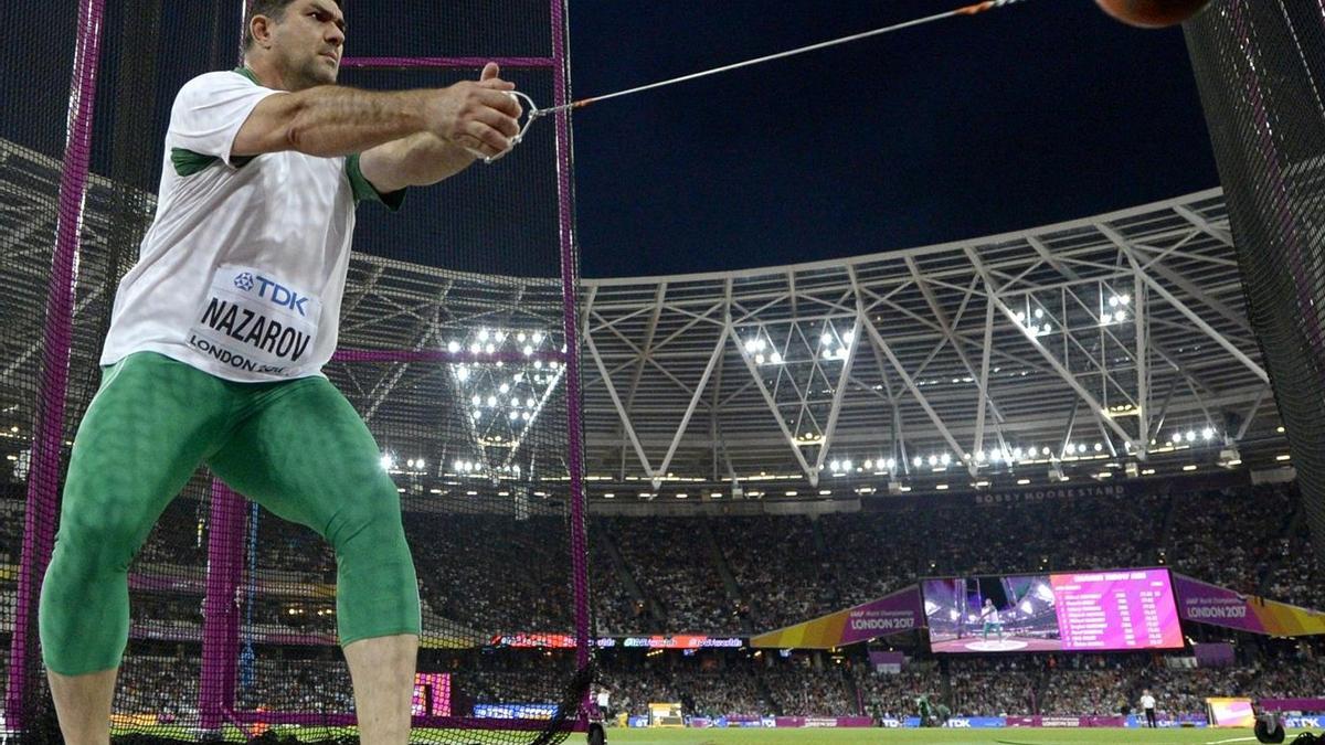 Nazarov, durante la final de lanzamiento de martillo en el Campeonato Mundial 2017