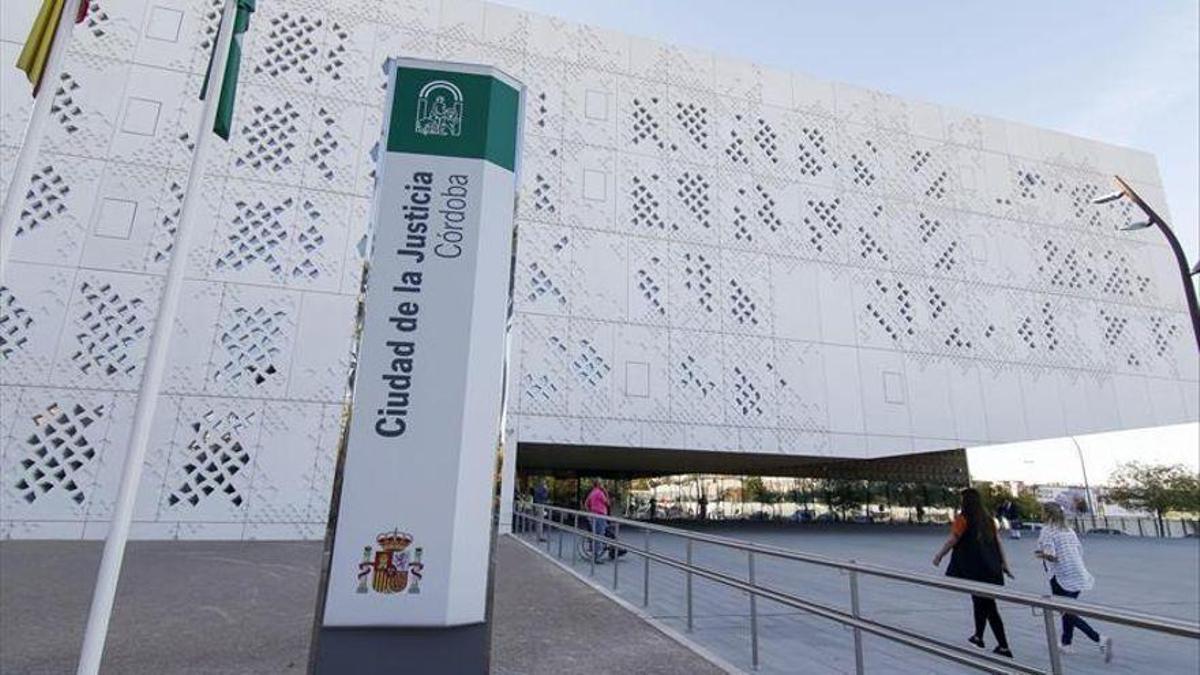 Acceso a la Ciudad de la Justicia de Córdoba.