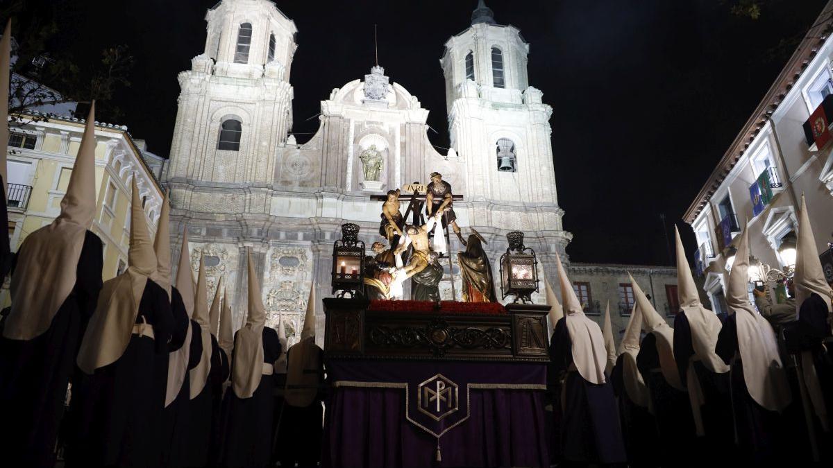 Procesión del Descendimiento de la Semana Santa de Zaragoza.