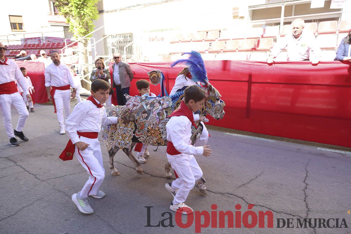 Fiestas de Caravaca: desfile infantil de los Caballos del Vino