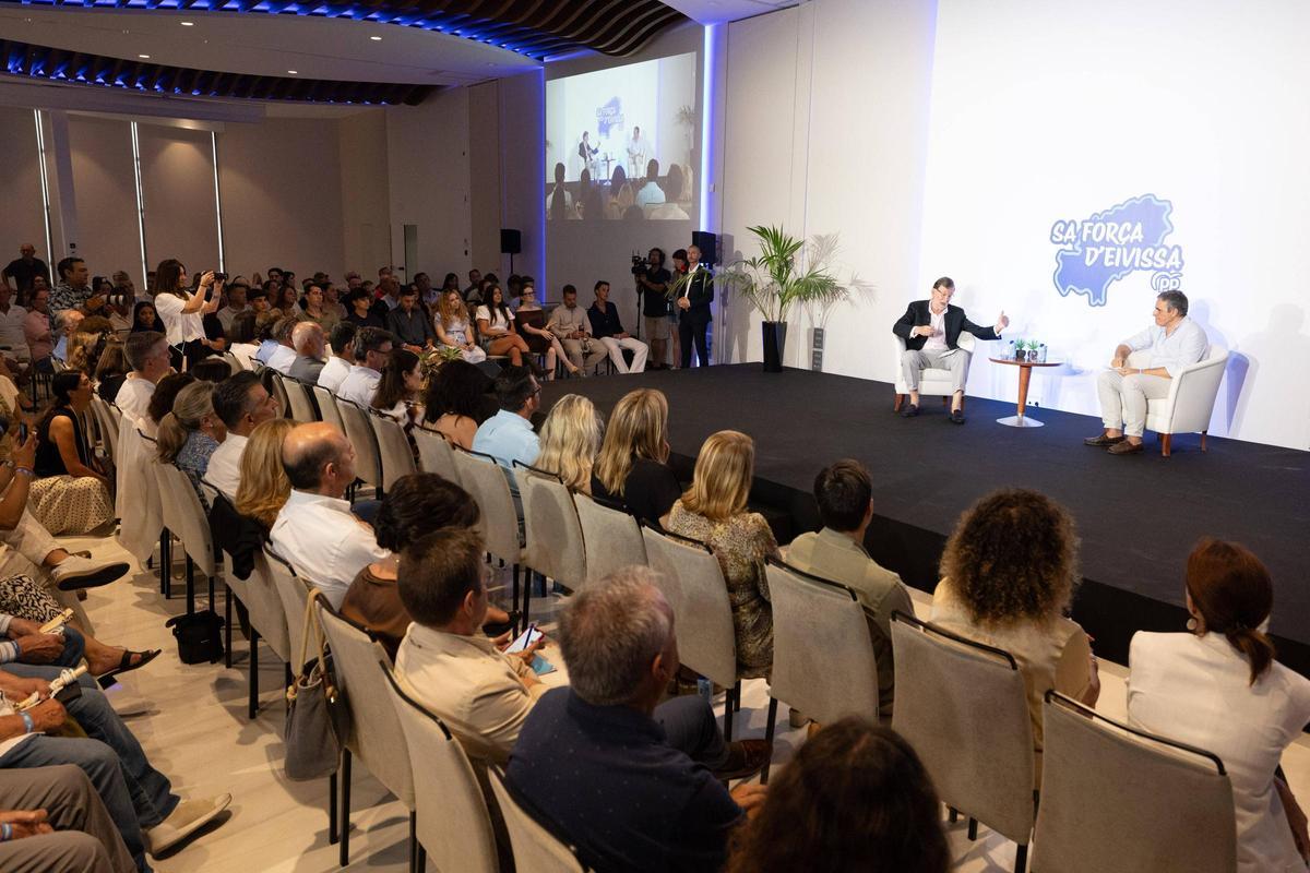 Mira aquí todas las imágenes de la visita del expresidente Mariano Rajoy en Ibiza