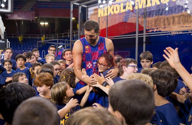 Nikola Mirotic, amplía su contrato con el FC Barcelona hasta 2025. Sus mejores imágenes con el FC Barcelona.