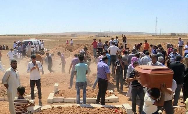 El pequeño Aylan, enterrado en Kobani