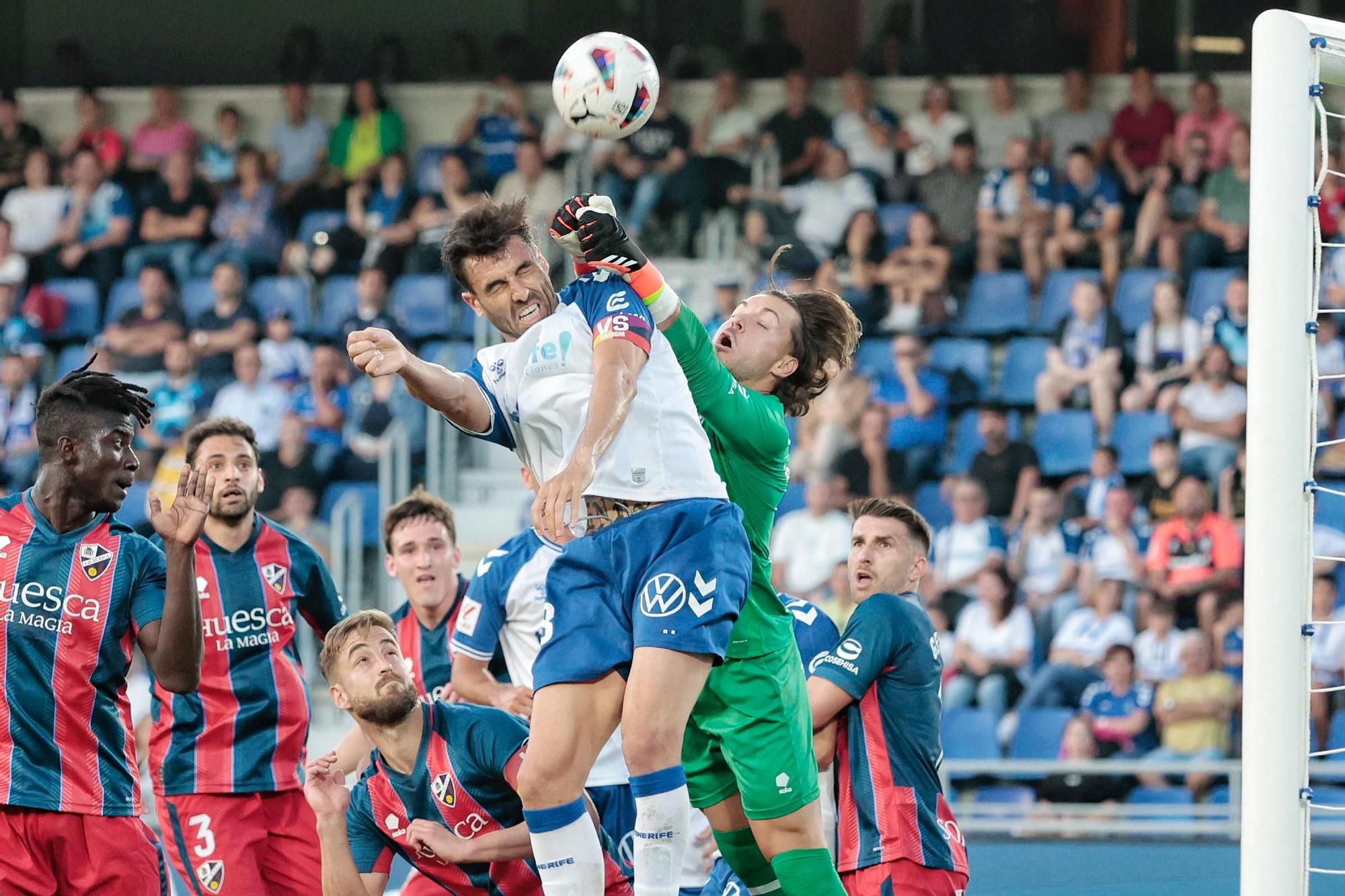 Revive el partido entre CD Tenerife - SD Huesca en imágenes