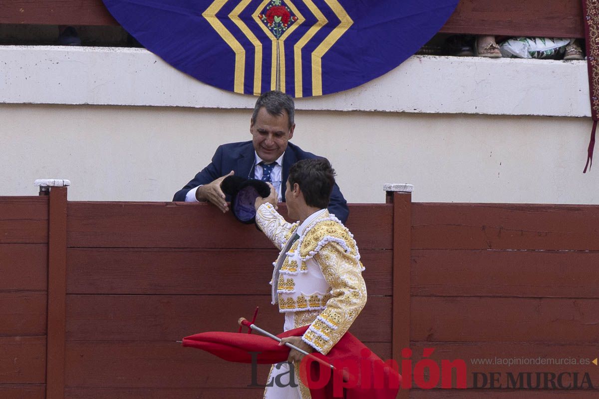 Tarde histórica en Abarán con la alternativa de José María Trigueros y el indulto de Tomás Rufo, junto a Castella salieron a hombros