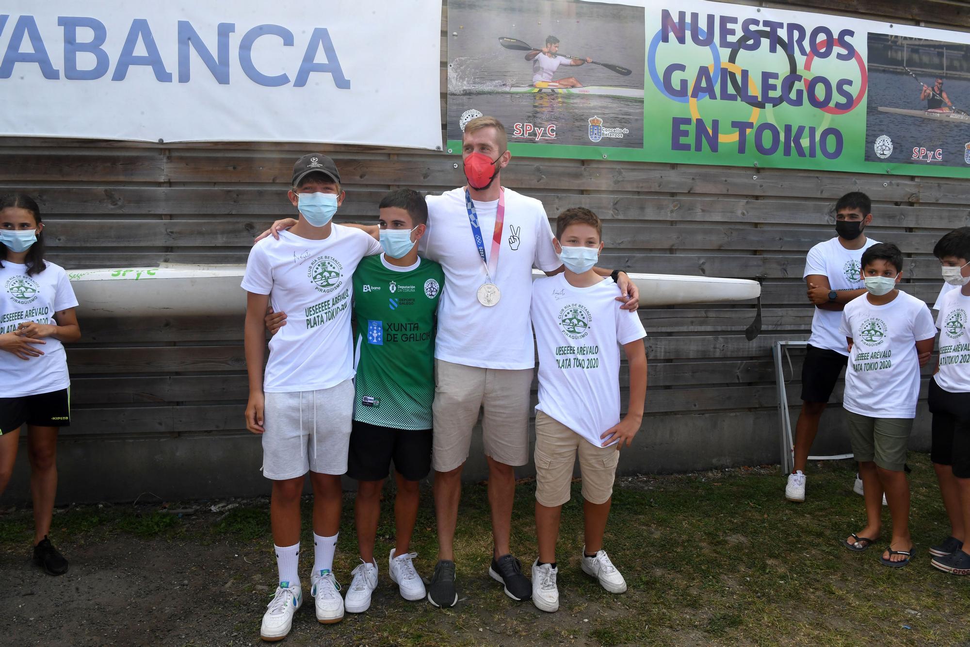 Recibimiento con honores para el subcampeón olímpico Carlos Arévalo