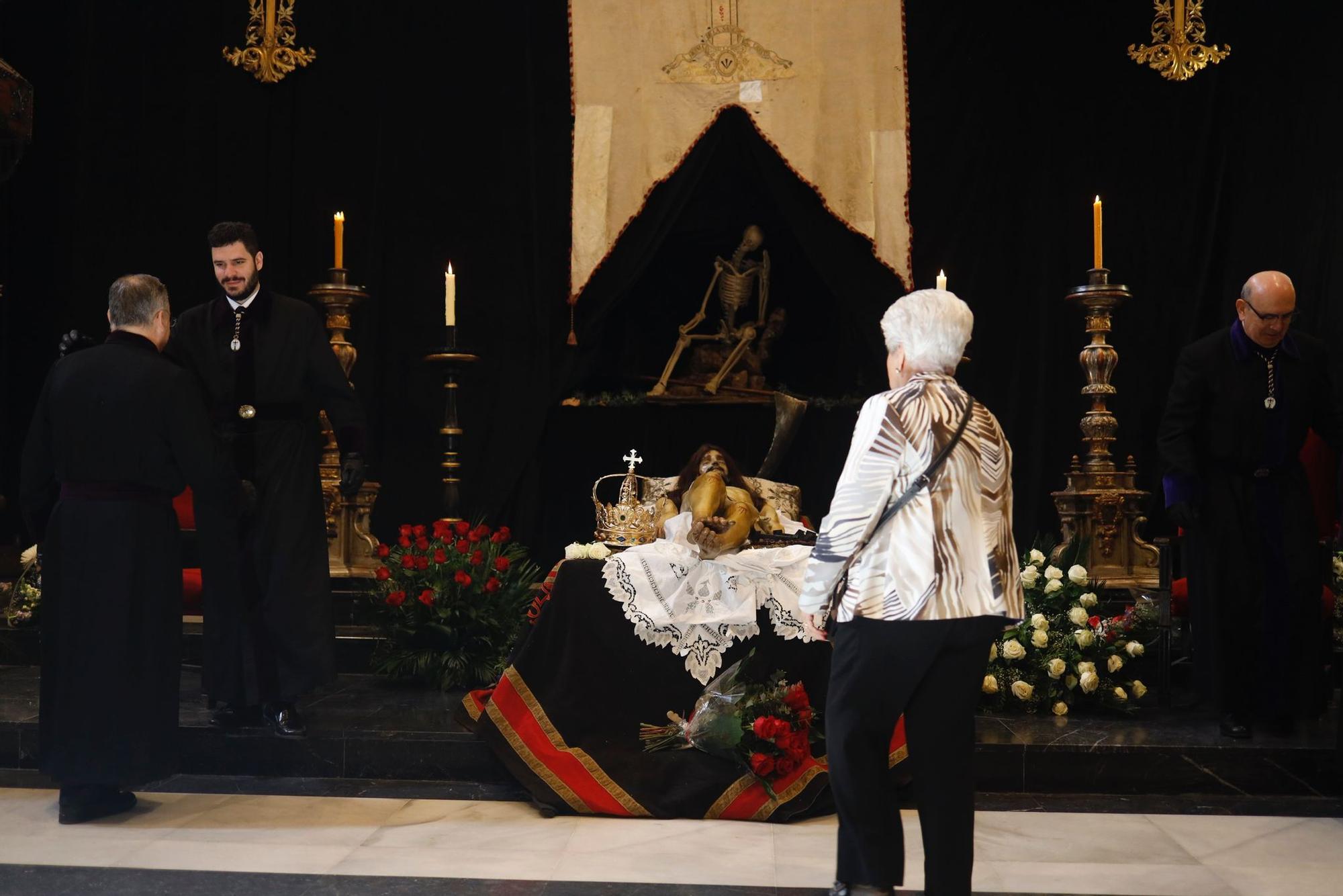 En imágenes | Procesiones del Sábado Santo en Zaragoza