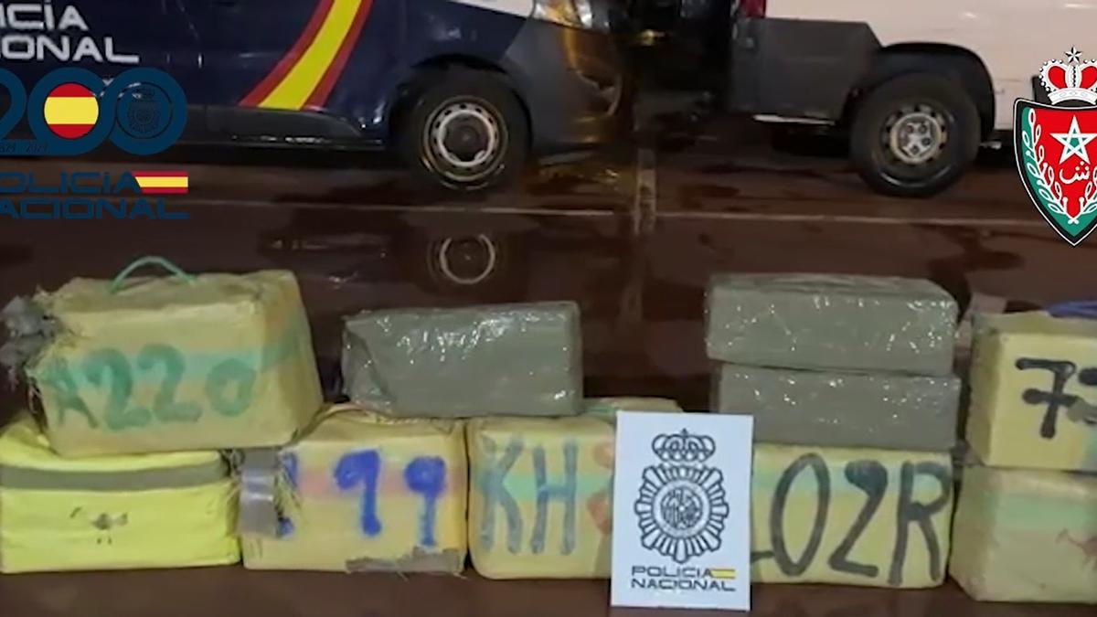 La red del policía local detenido en Benidorm cargó los 250 kilos de hachís en Marruecos