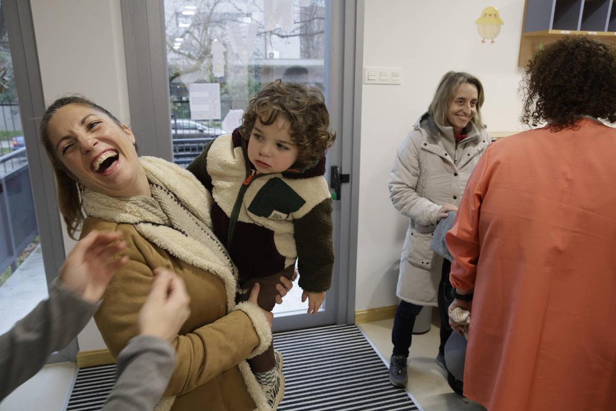 La escuelina de 0 a 3 "Los Nuberinos" arranca su andadura en Gijón (en imágenes)