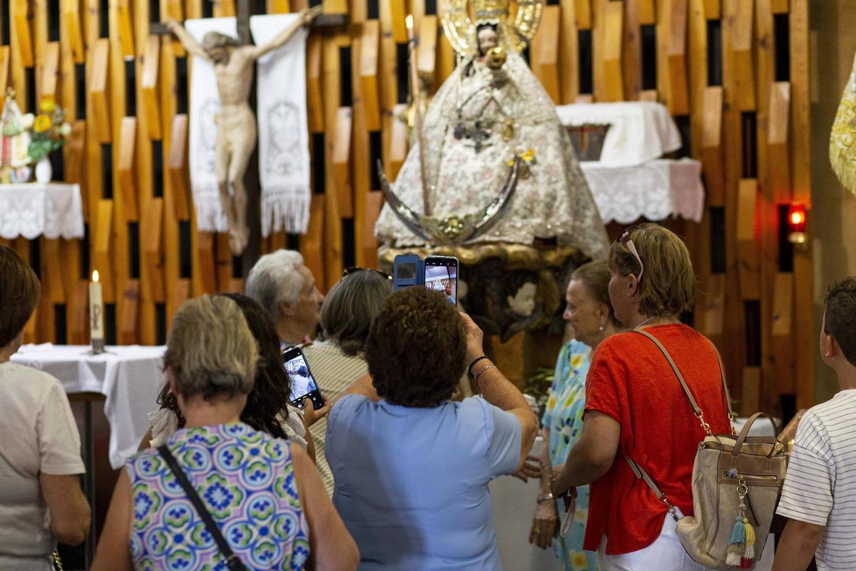 La Virgen de la Montaña en la Residencia Cervantes de Cáceres