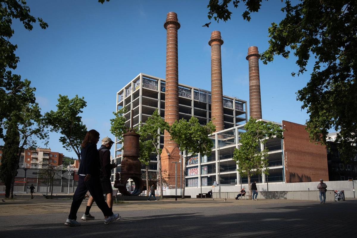 Empiezan las obras de las Tres Xemeneies del Poble Sec para convertirlas en oficinas