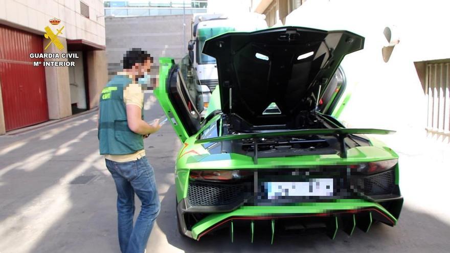 La Guardia Civil de Extremadura recupera 100 vehículos robados por valor de 6 millones