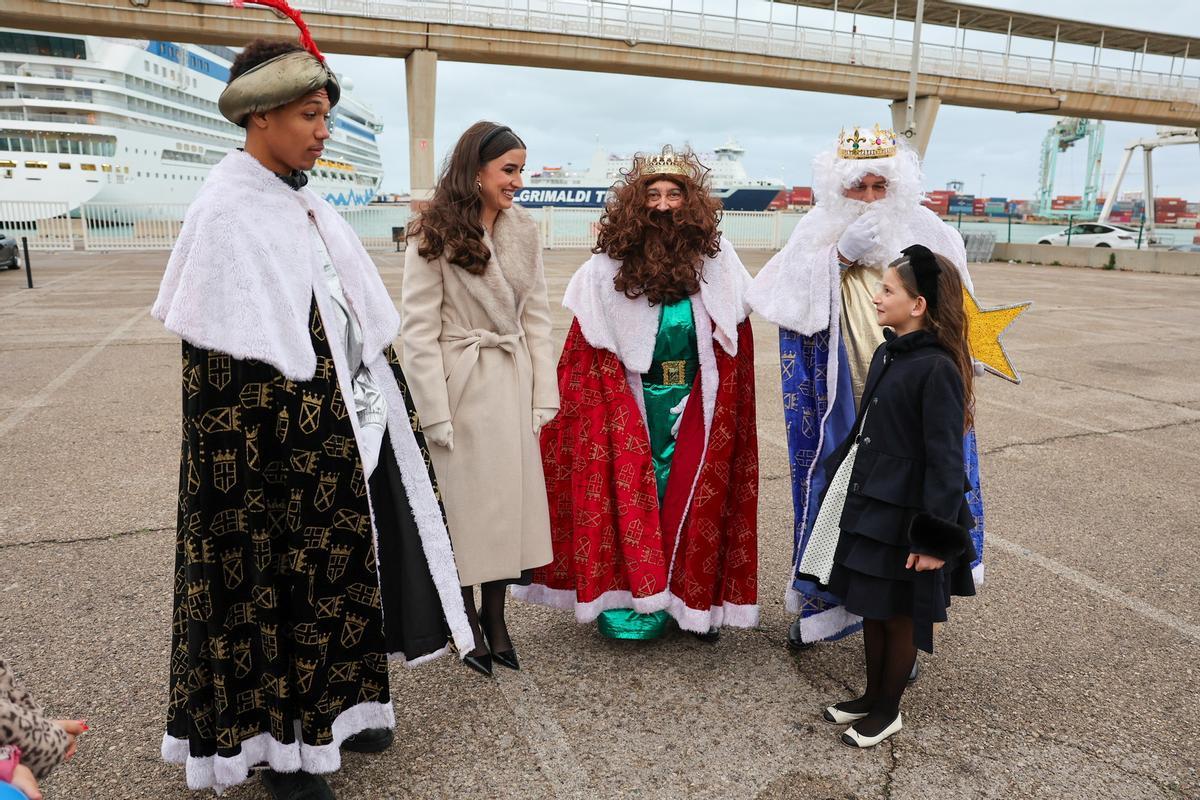Los Reyes Magos llegan a València con las fallas de Malva-rosa-Cabanyal-Beteró