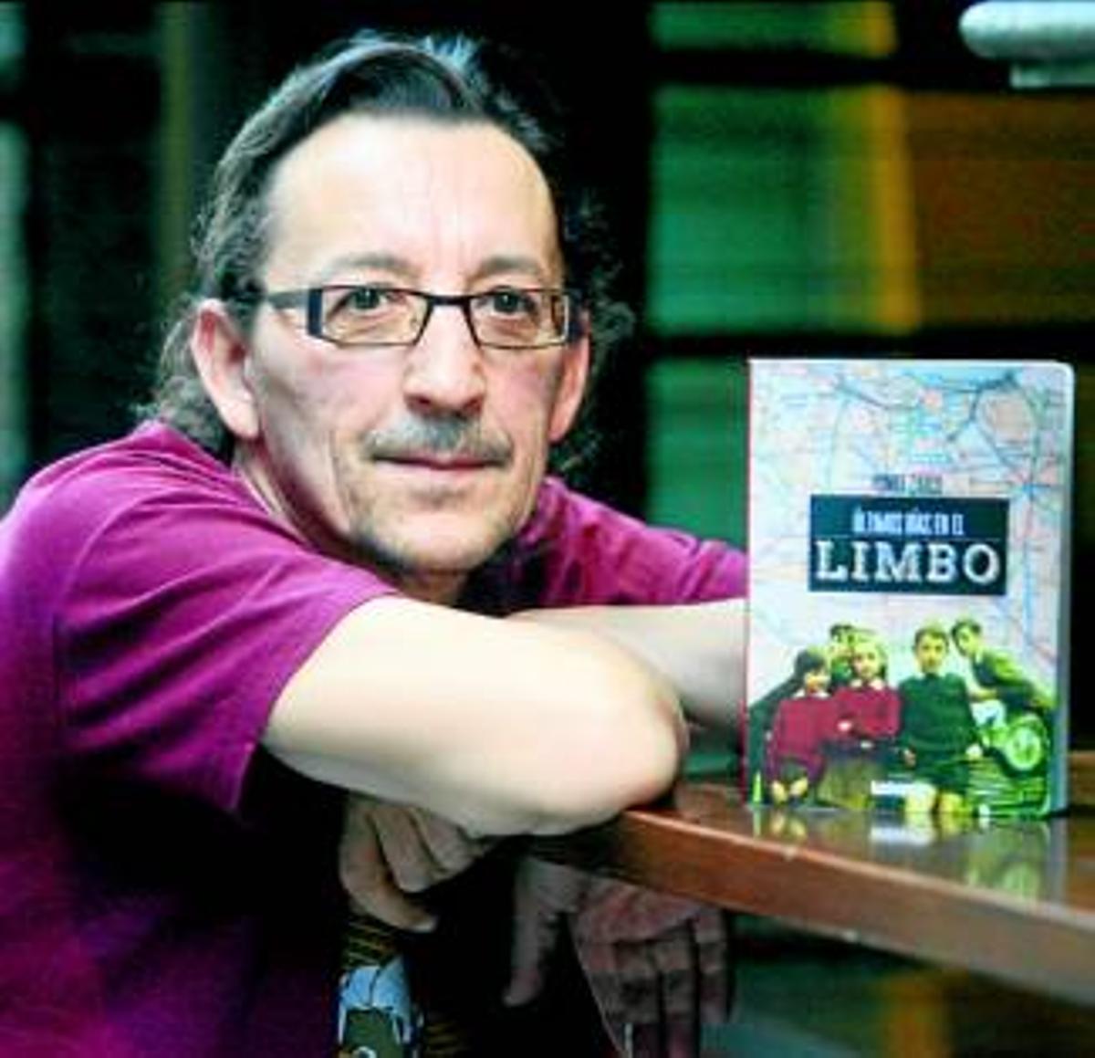 Yonca Zarco  MUSICO Y ESCRITOR : "La realidad supera a la ficción y no es fácil desprenderse de la experiencia"