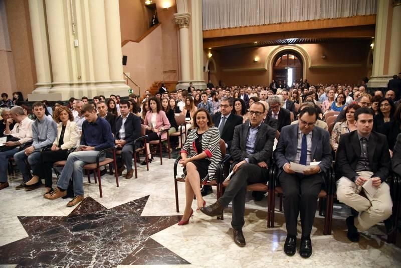 Imágenes de la ceremonia de premios por el Día de la Educación Aragonesa 2016