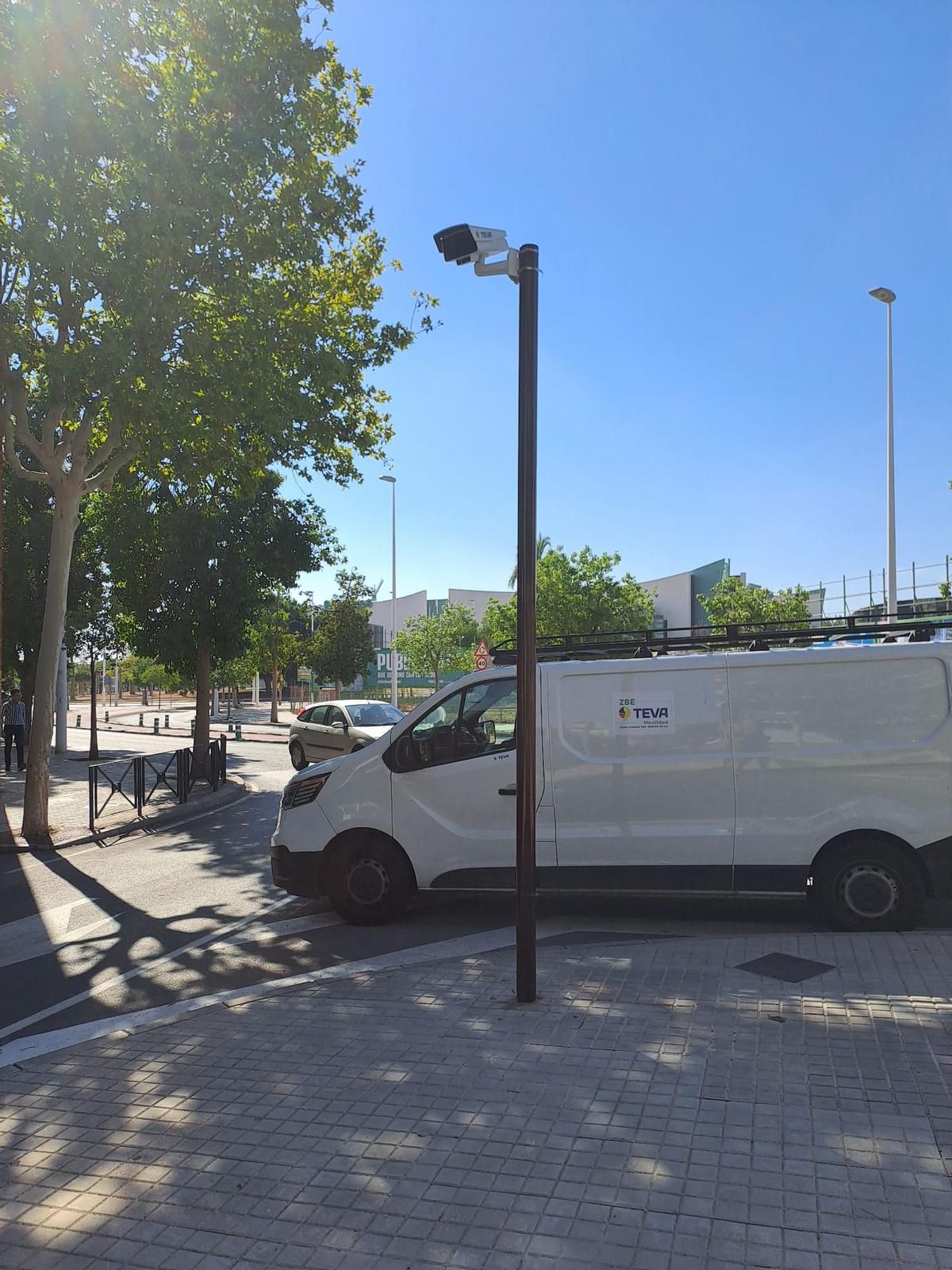 Una de las primeras cámaras del sistema de monitorización de las calles de Elche