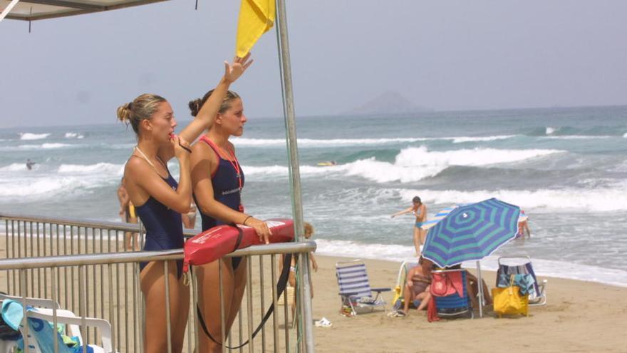 Cuarenta playas de la Región lucen bandera amarilla