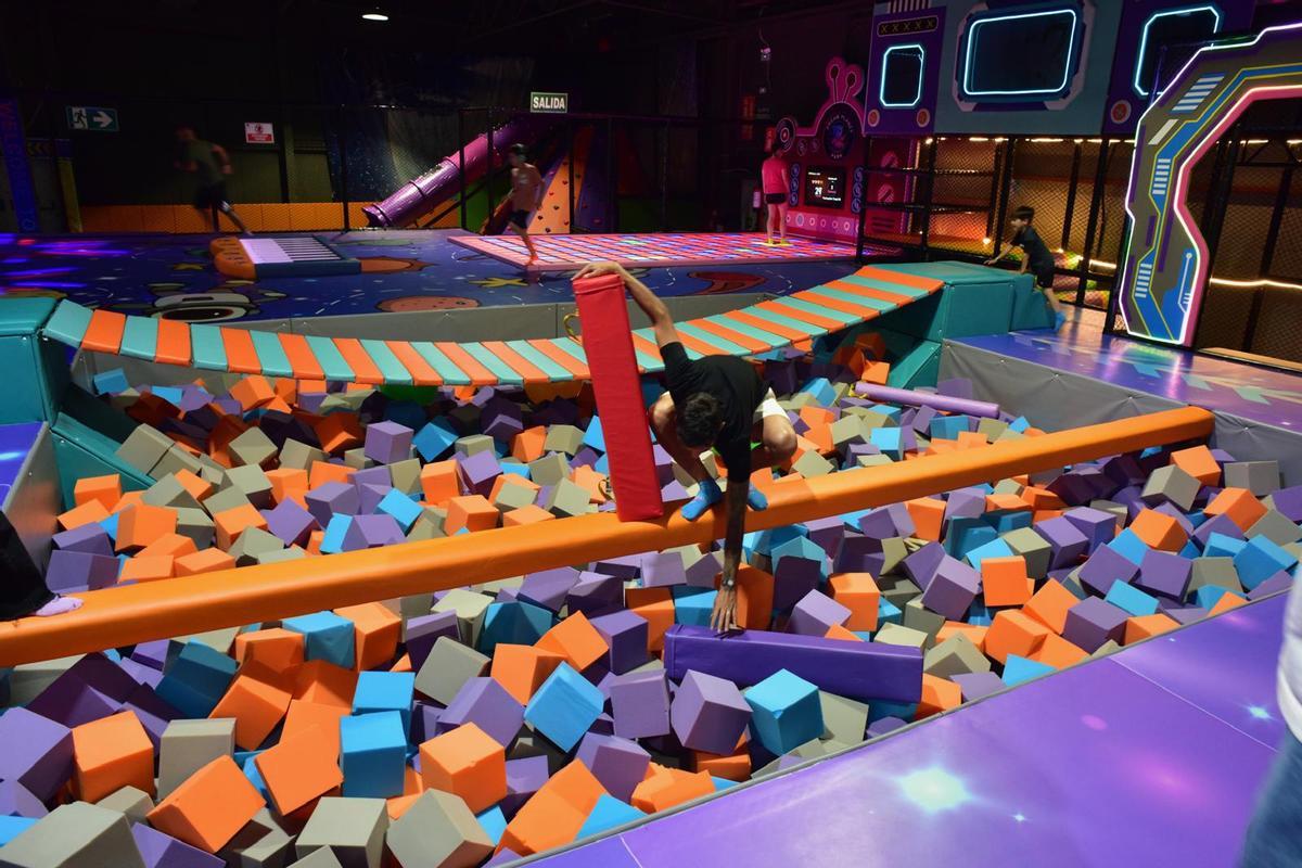 Fotogalería | Así es Dream Planet, el nuevo 'parque de atracciones' de Badajoz
