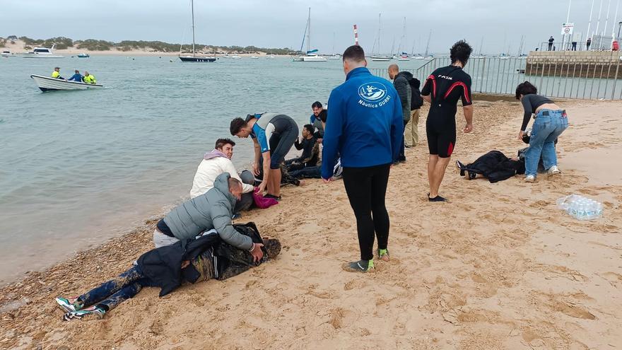 Al rescate de los inmigrantes obligados a saltar en Cádiz: “Si no estamos ahí, hubieran muerto los ocho”
