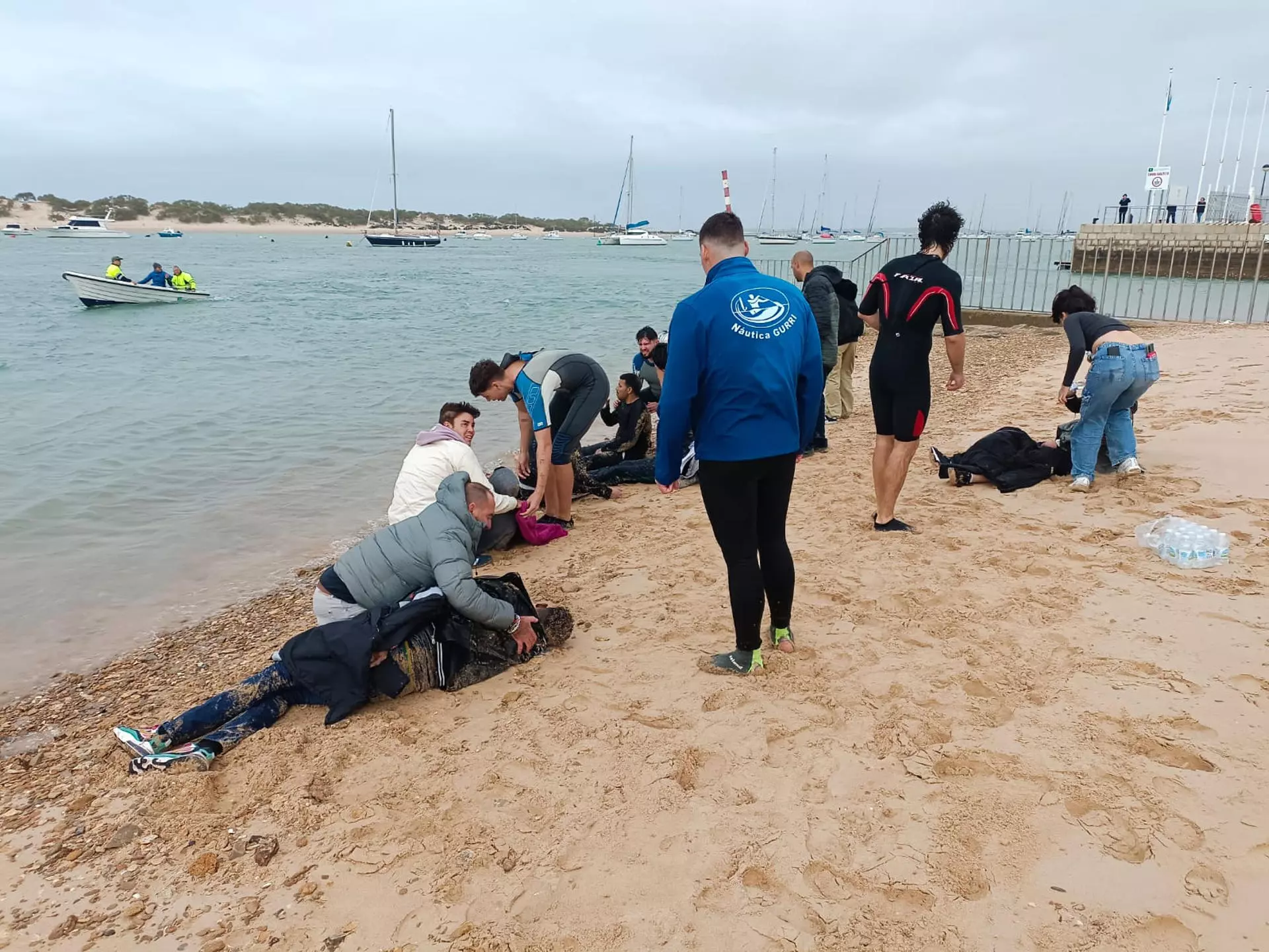 Al rescate de los inmigrantes obligados a saltar en Cádiz: “Si no estamos ahí, hubieran muerto los ocho”