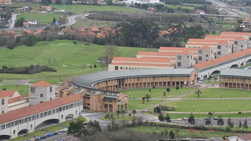 Vista general de la Escuela Politécnica de Ingeniería de Gijón.