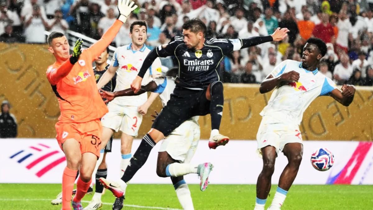 Fede Valverde: "Xabi es muy cercano y muy intenso"