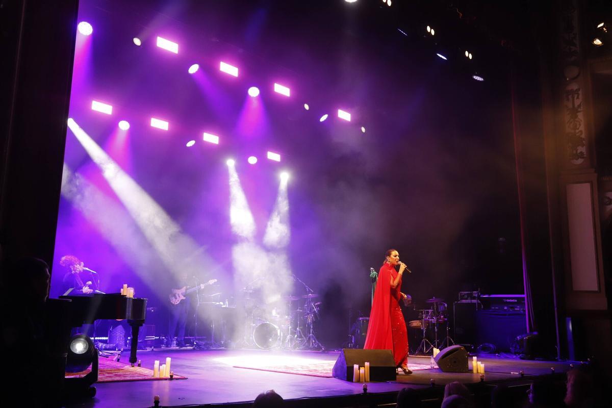 El concierto de Niña Pastori en Córdoba, en imágenes