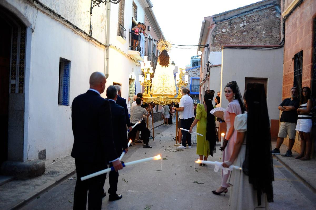 Petrés vibra con sus fiestas
