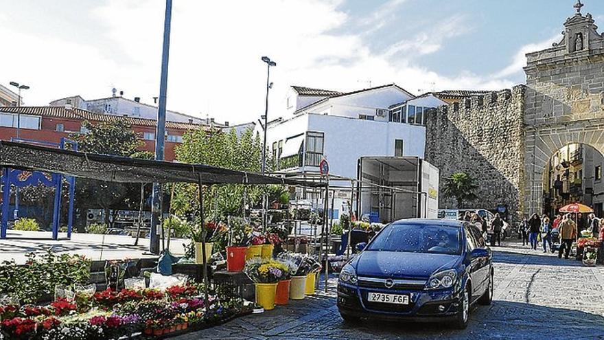 Escanilla retoma el proyecto de trasladar los mercadillos de Sol