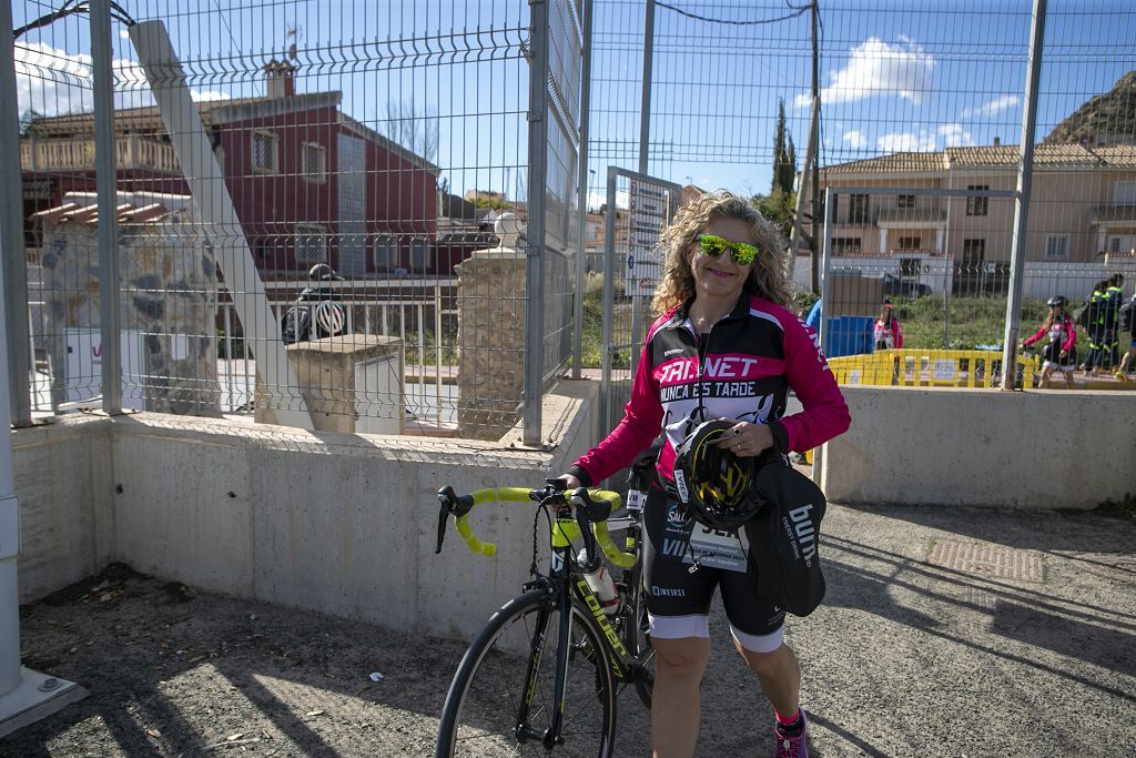 Duatlón en el campo de fútbol de Archena