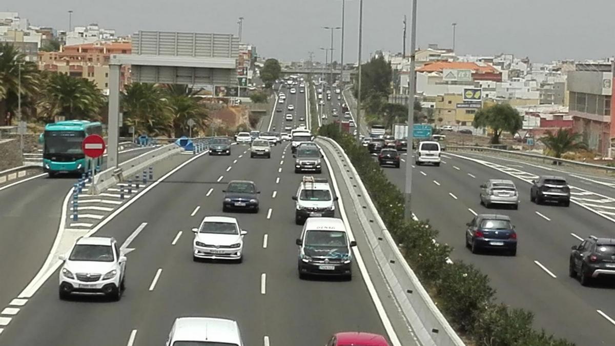 Operación salida en la autopista GC-1 en Gran Canaria.