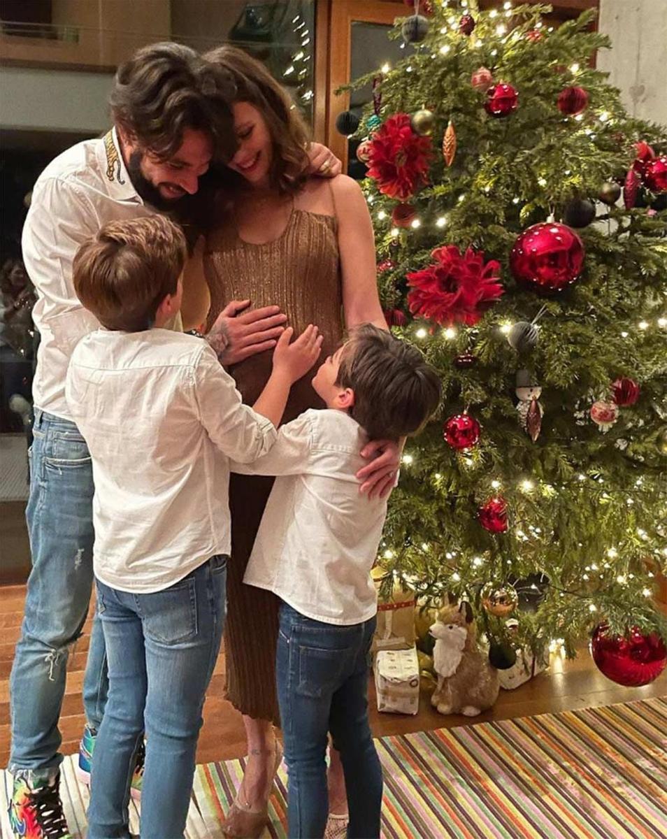 Jessica Bueno anuncia tercer embarazo