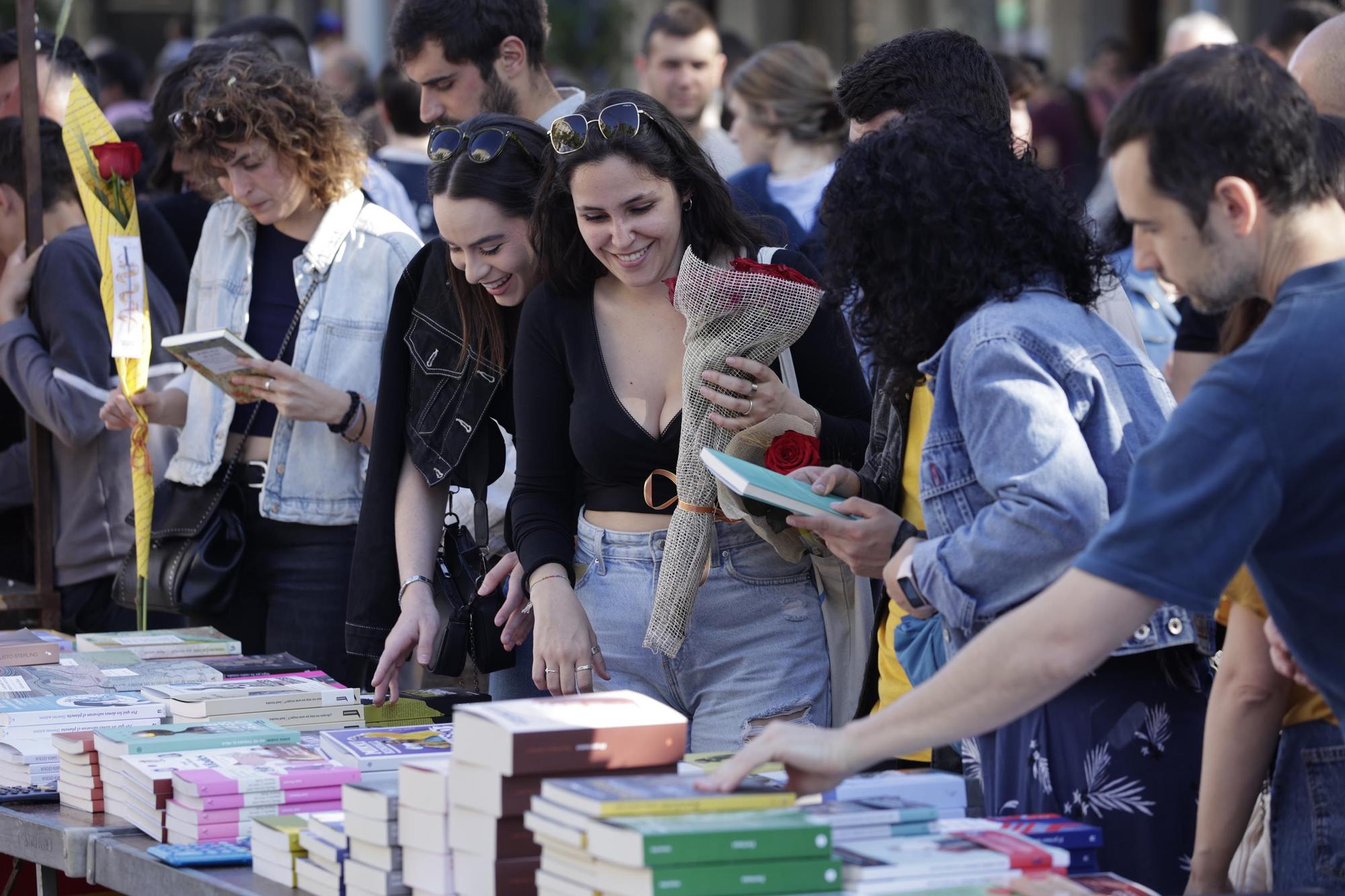 Los libros más vendidos en Sant Jordi: ficción, no ficción, infantil y  juvenil
