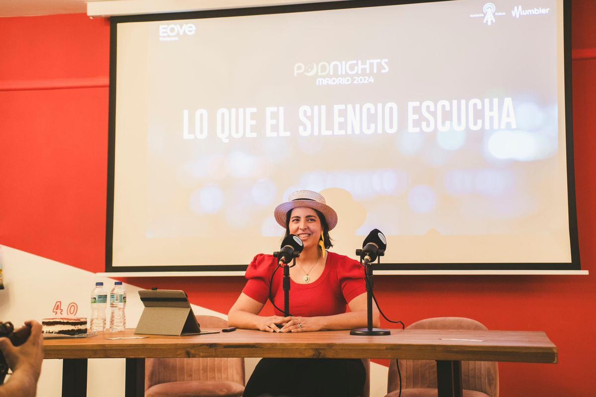 Alba Bonet, durante la presentación de su proyecto en las Podnights de Madrid 2024