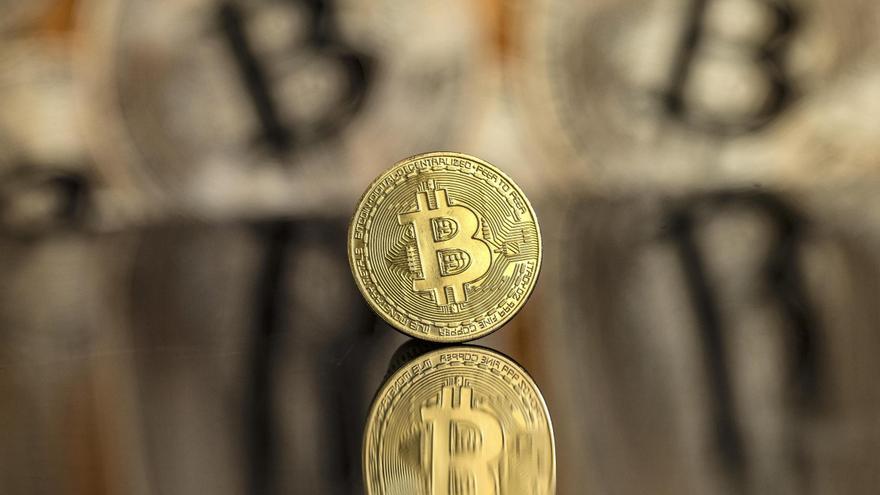 El bitcoin alcanza un valor de mercados de 2 billones... ¿hasta donde llegará con Trump en la Casa Blanca?