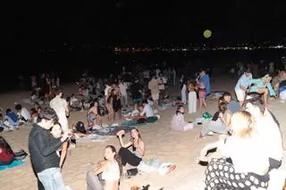 Drones que reconocen personas vigilarán el macrobotellón de San Xoán en Praia América