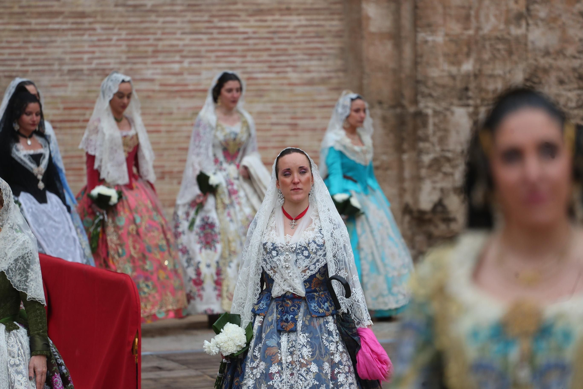 Búscate en el primer día de ofrenda por la calle de la Paz (entre las 15:30 a las 17:00 horas)