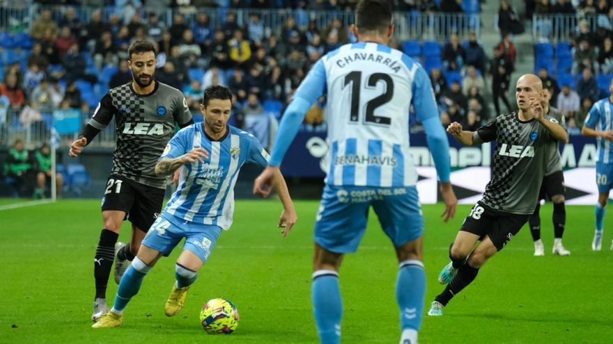 El Málaga CF ha vuelto a recuperar el olfato goleador con Rubén Castro y el mejor Pablo Chavarría. | GREGORIO MARRERO